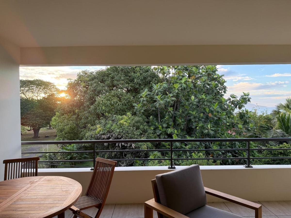 Arbre a pain Beach Lodge - Bed and Breakfast