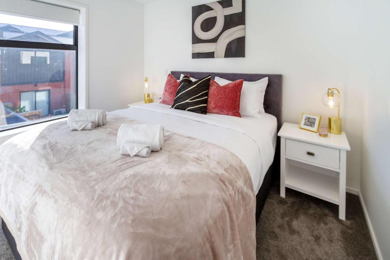 CBD 2BR with Backyard - Walk Everywhere - B&B Christchurch