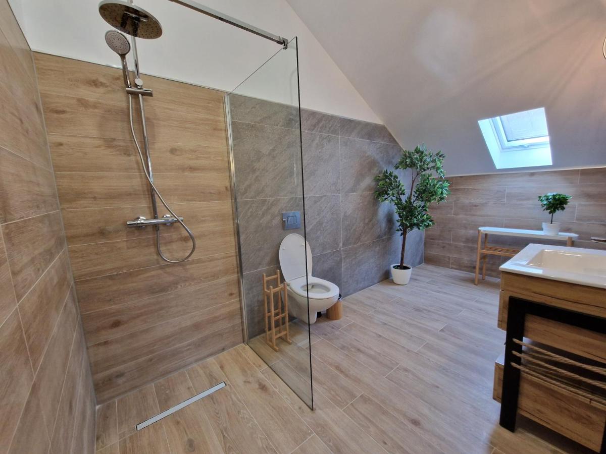 Artizan Chalet - Bed and Breakfast
