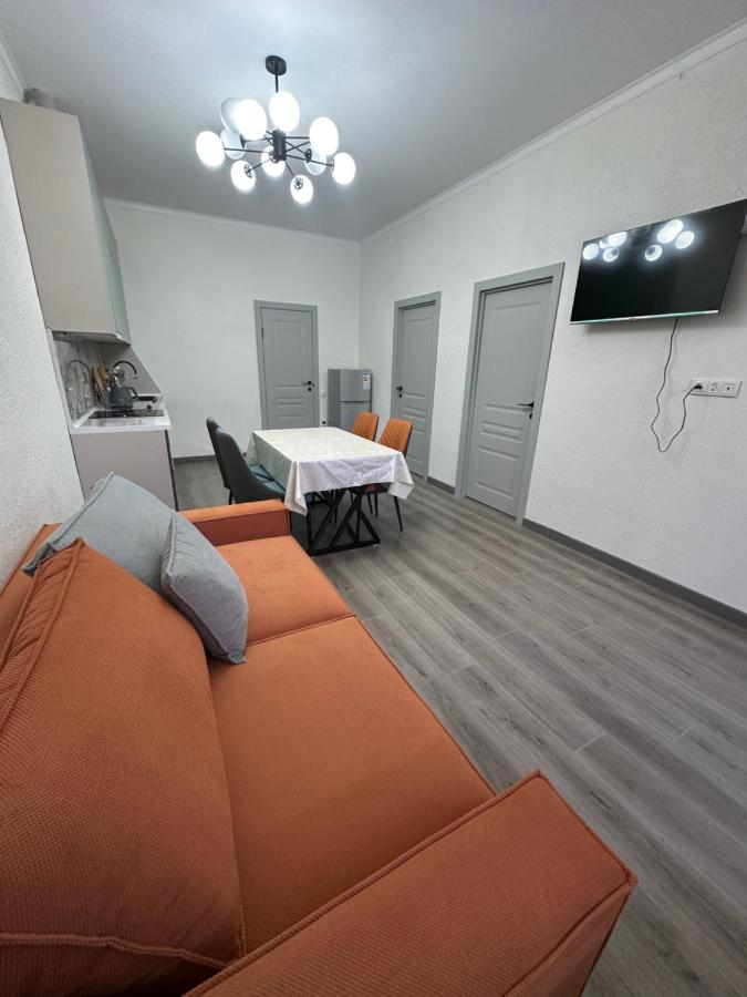 Коттедж Париж 2 - B&B