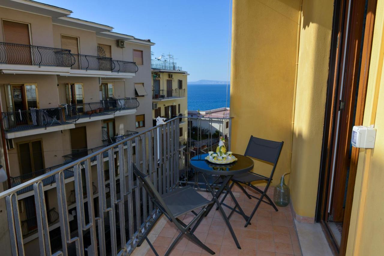 Casa Mary - De Vivo Realty Meta di Sorrento - B&B Meta