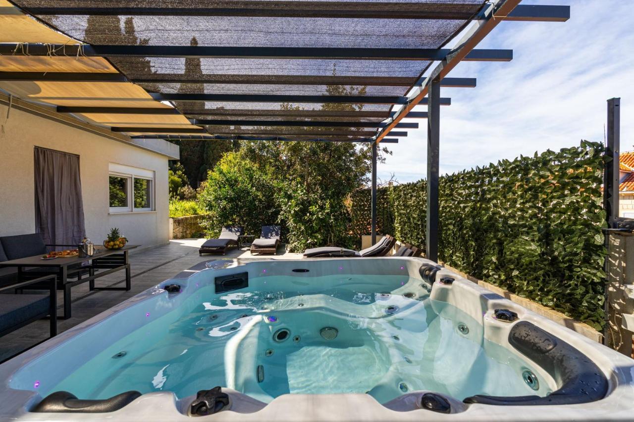 Dolores Apartment with Terrace & Jacuzzi - Ferienwohnung Dubrovnik