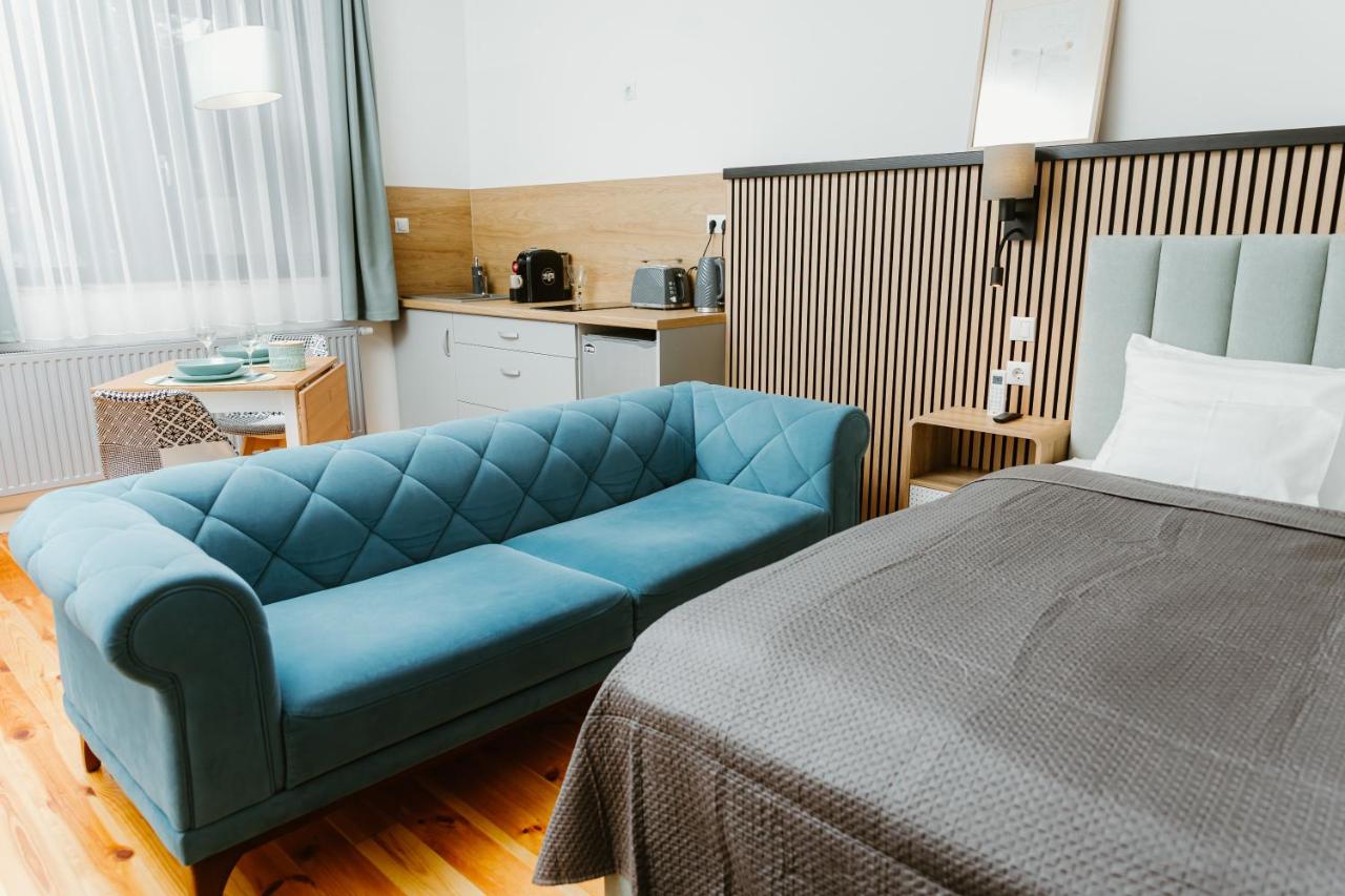 One-Bedroom Apartment with Terrace