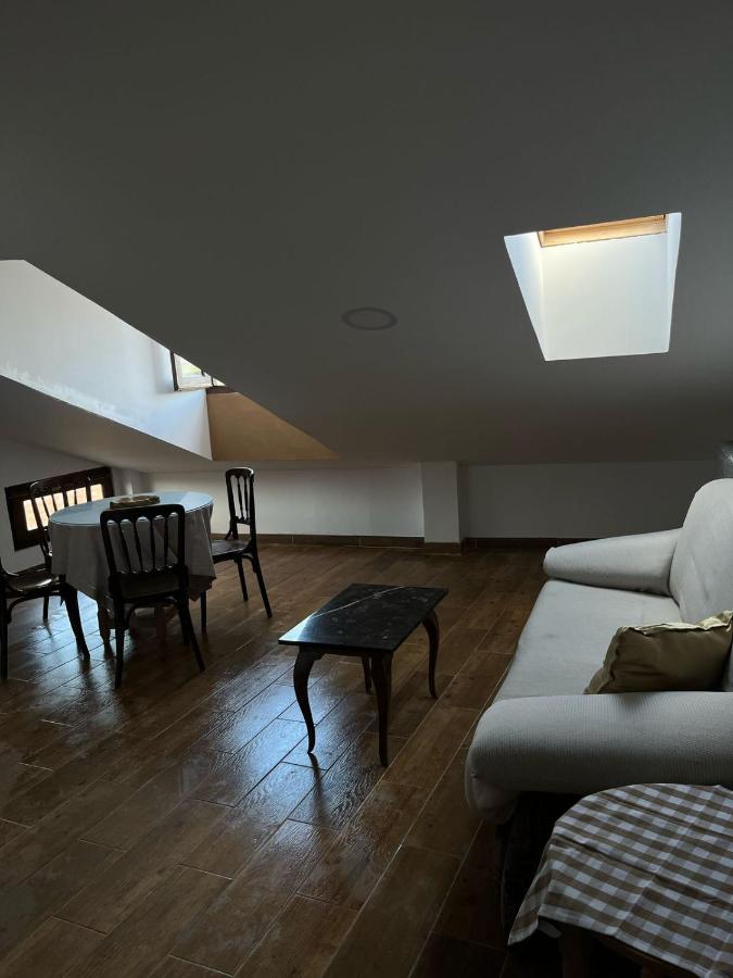 Three-Bedroom Deluxe Apartment