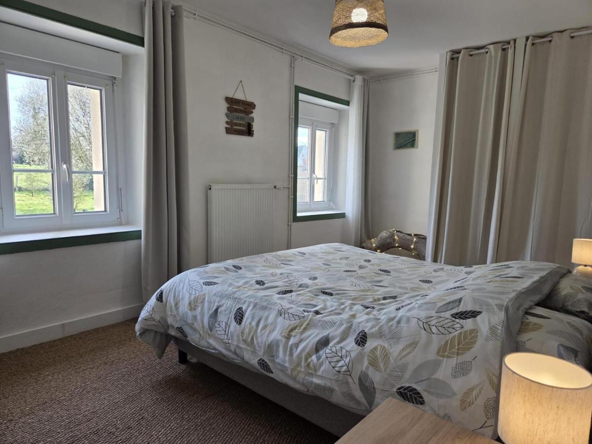 Standard Double Room with Shared Bathroom