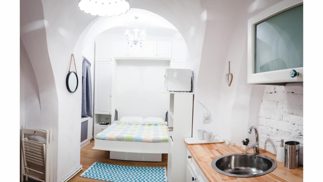 Nicolae Balcescu Apartment - B&B