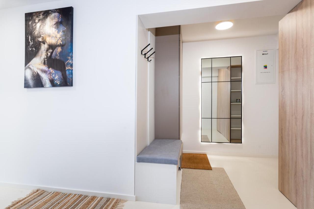 One-Bedroom Apartment with Terrace & Sauna (A-7)