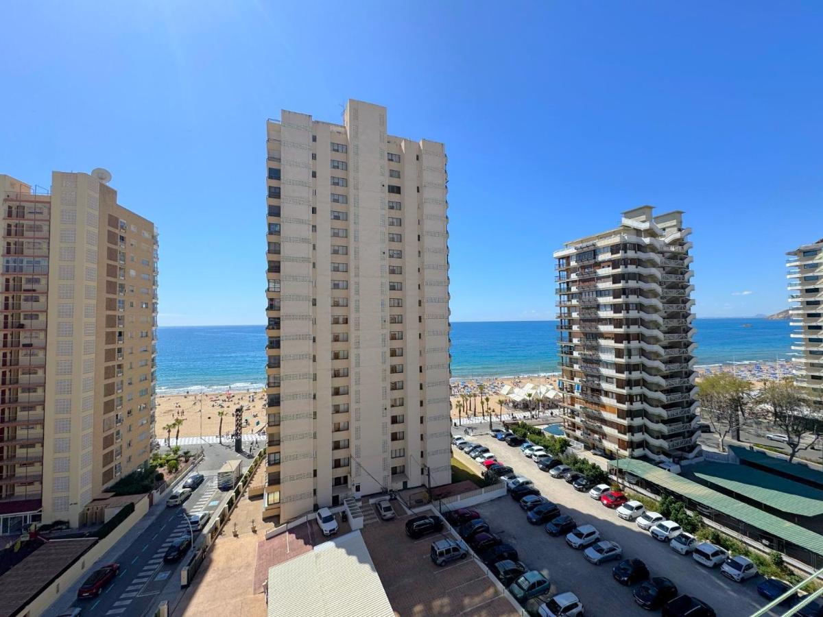 Playmon Bacana - B&B Benidorm