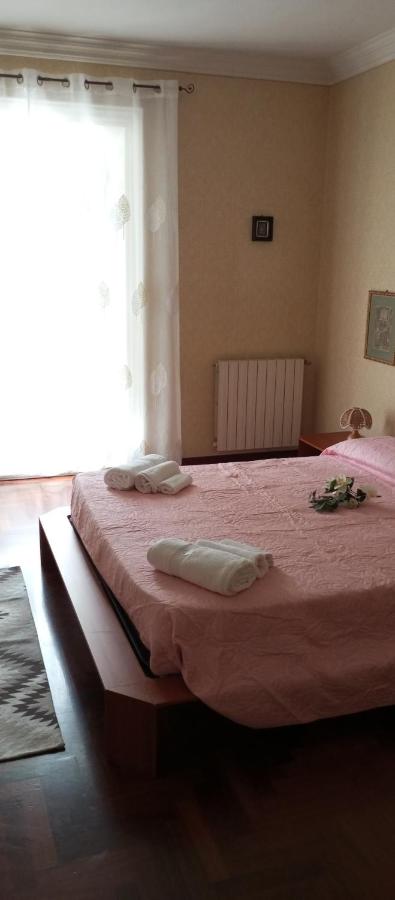 Camera Matrimoniale con Bagno in Comune