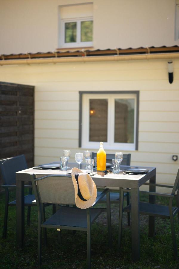 Cosy & Chill Appartements - 10 min de la mer - Jardin, Netflix, terrasse, fibre & parking - Chambres d'hôtes Cagnes-sur-Mer