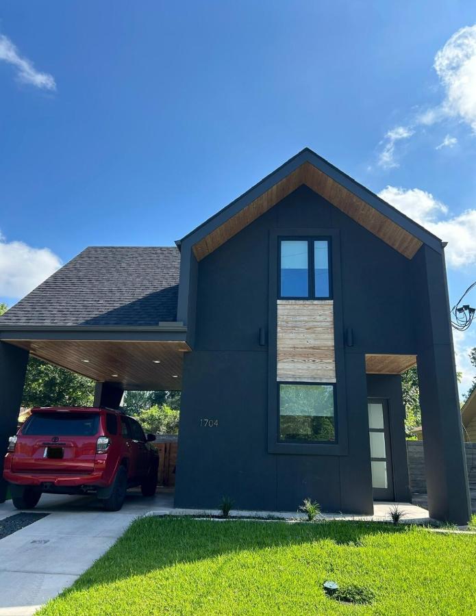 The Overlook in east Austin - B&B