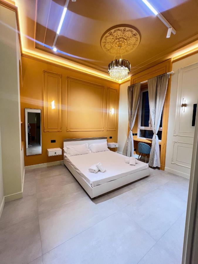 Camera Tripla Luxury