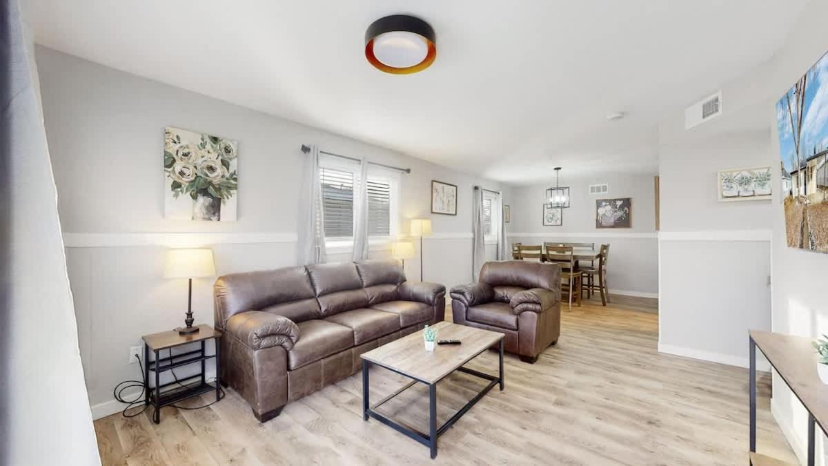 Modern Family Home with Three King Beds Near VA & Anschutz - B&B