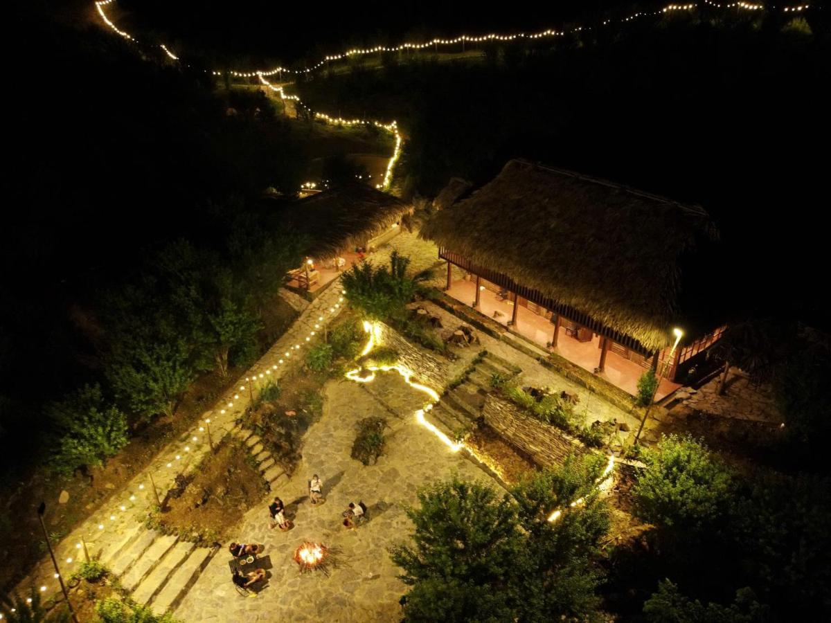 Lagom Bắc Hà Farmstay - B&B