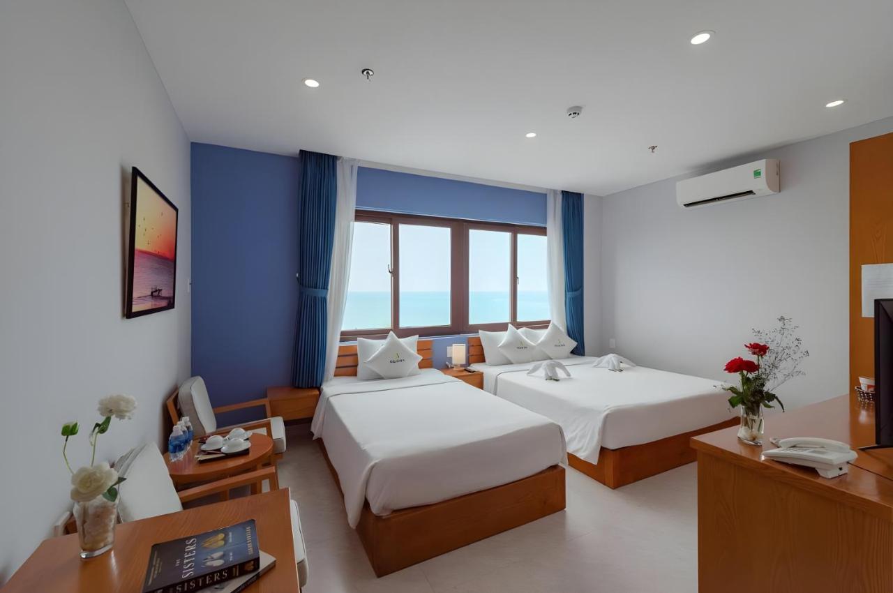 Triple Room with Sea View