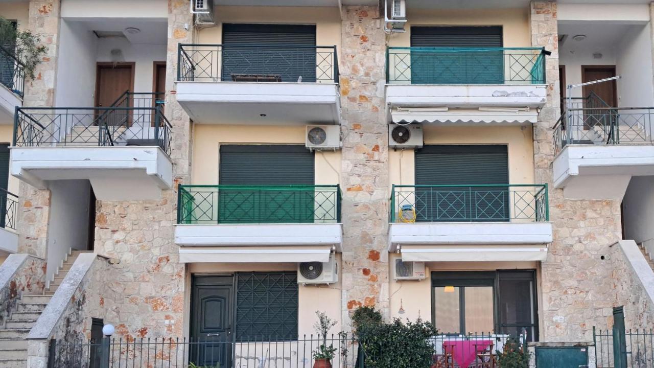 Kassandra Cozy Bungalow - Ferienwohnung Kriopigi