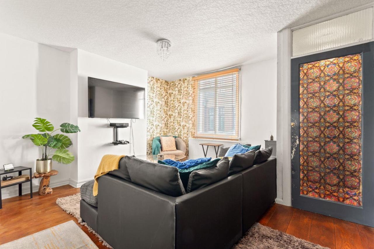 Two Bedroom Apartment By Brookland Stays Serviced Accommodation Short Lets Brighton With Free WiFi - Chambres d'hôtes Brighton