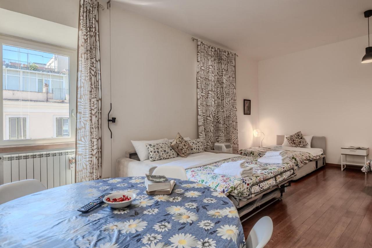 TURATI GUEST HOUSe - B&B Rome