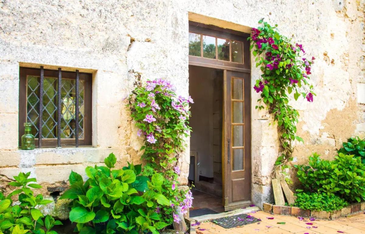 Gîte du Pin - Abbaye Béruges - Ferienwohnung