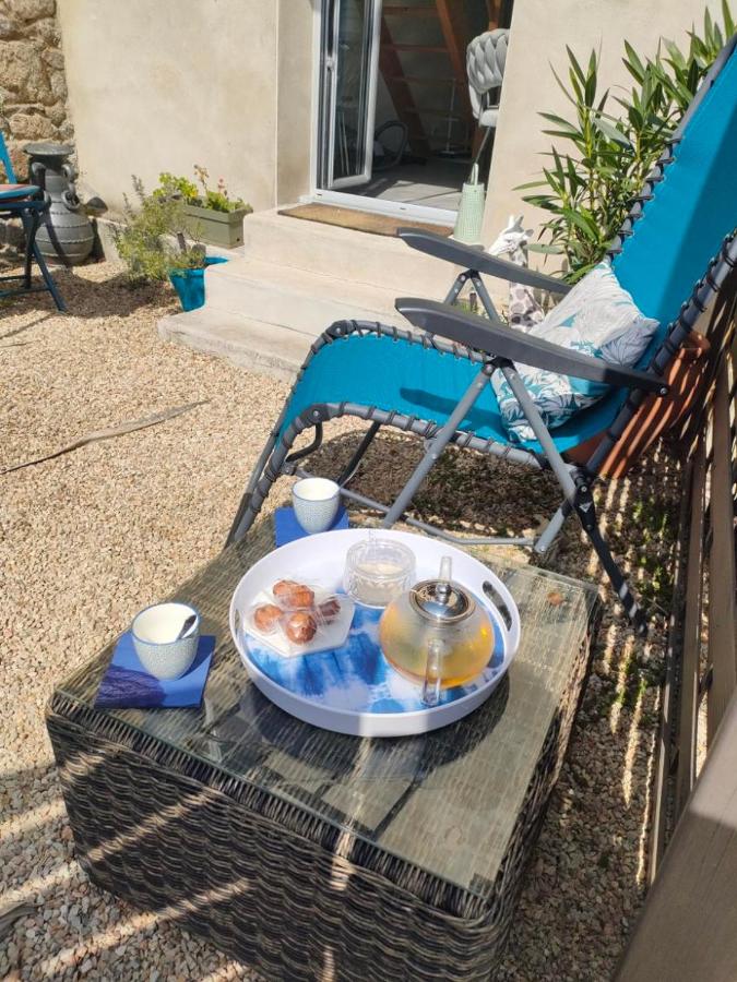 La Suite 27 bis, maison indépendante avec terrasse, proche gare et centre - B&B Guingamp