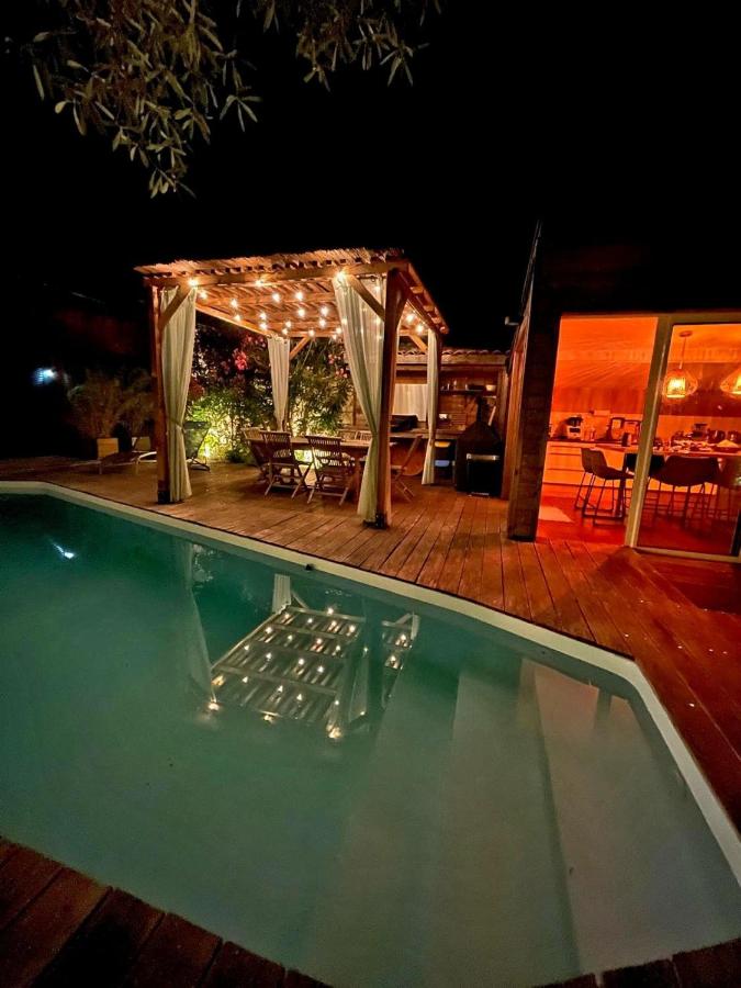 Charmante maison de ville en pierre avec piscine - B&B Eysines