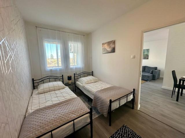 Budatava lakás - Ferienwohnung Balatonalmadi
