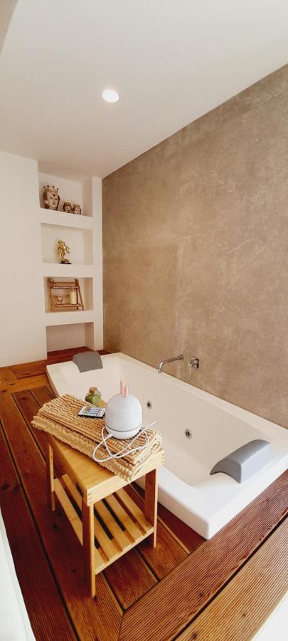 BARBARA Classy Apartments 103, Wellness - Bed and Breakfast Syracuse