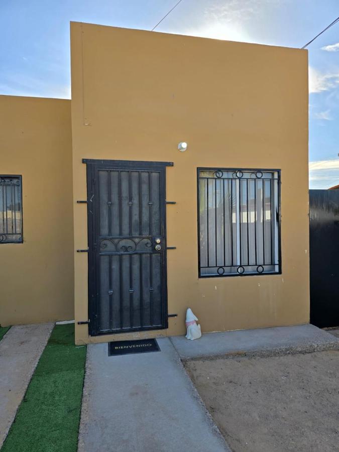 Blue House - Sleeps 5 - Near Hermosa Beach - B&B
