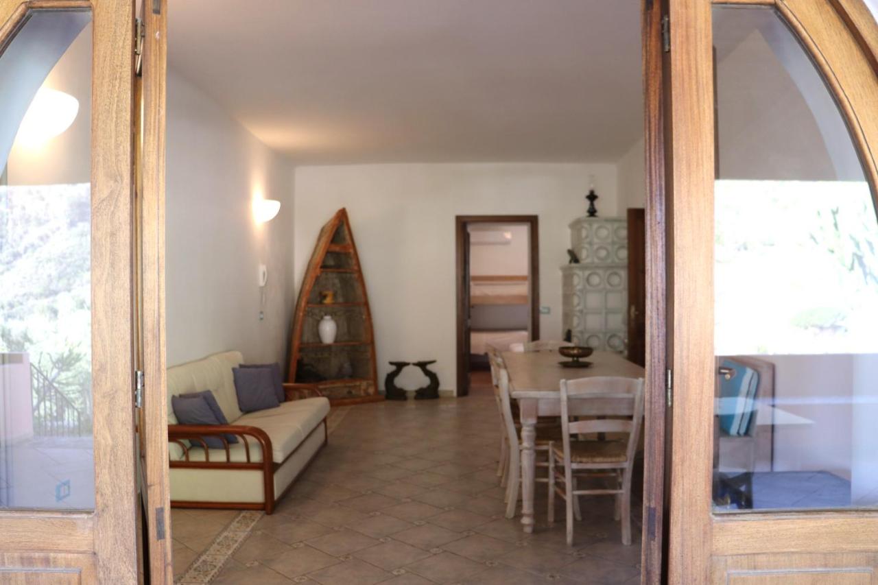 Casa Cesare - appartamenti a Salina - B&B Acilia Saline