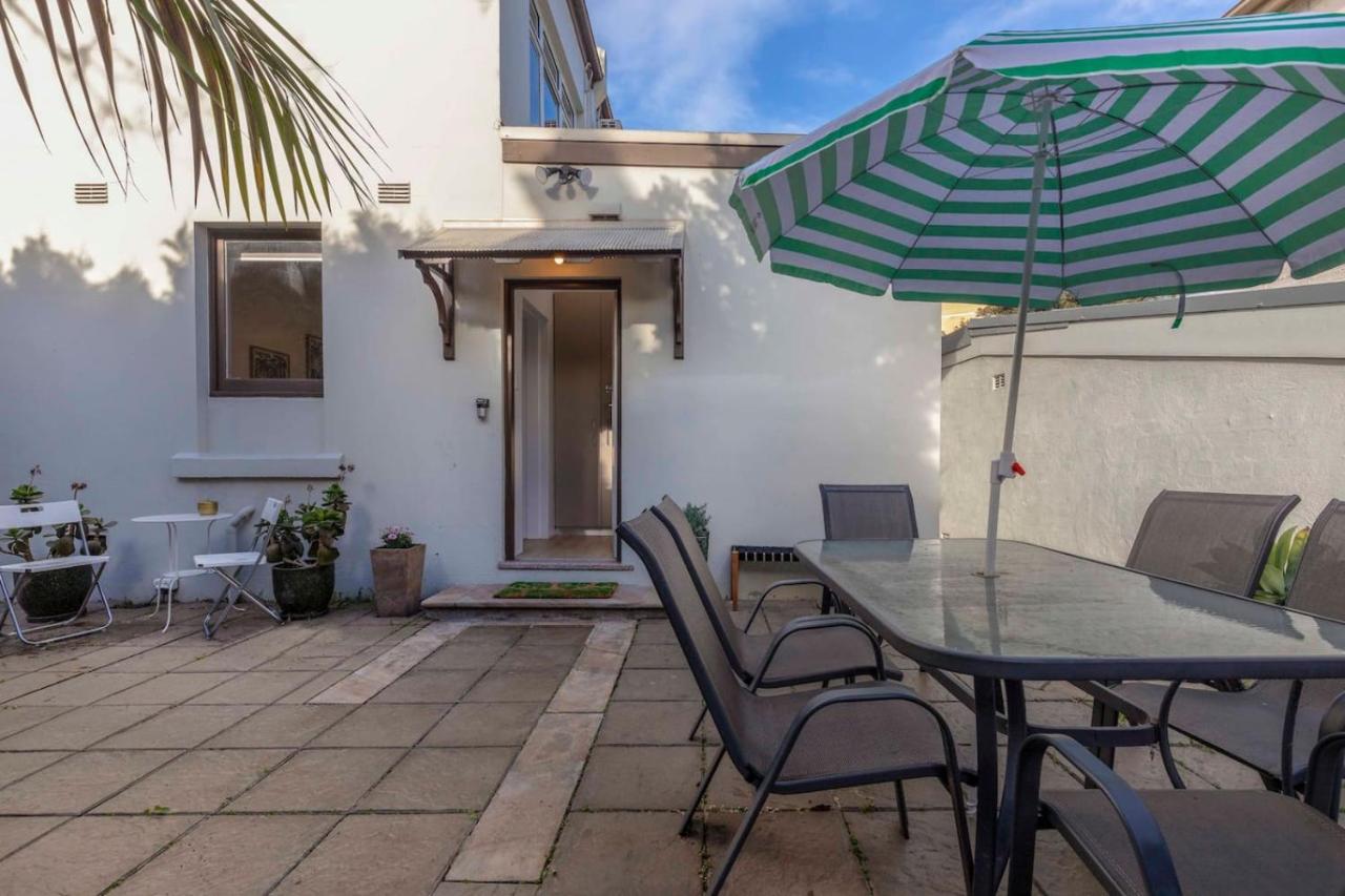 Cute 1 bedroom with private courtyard garden - B&B Sydney