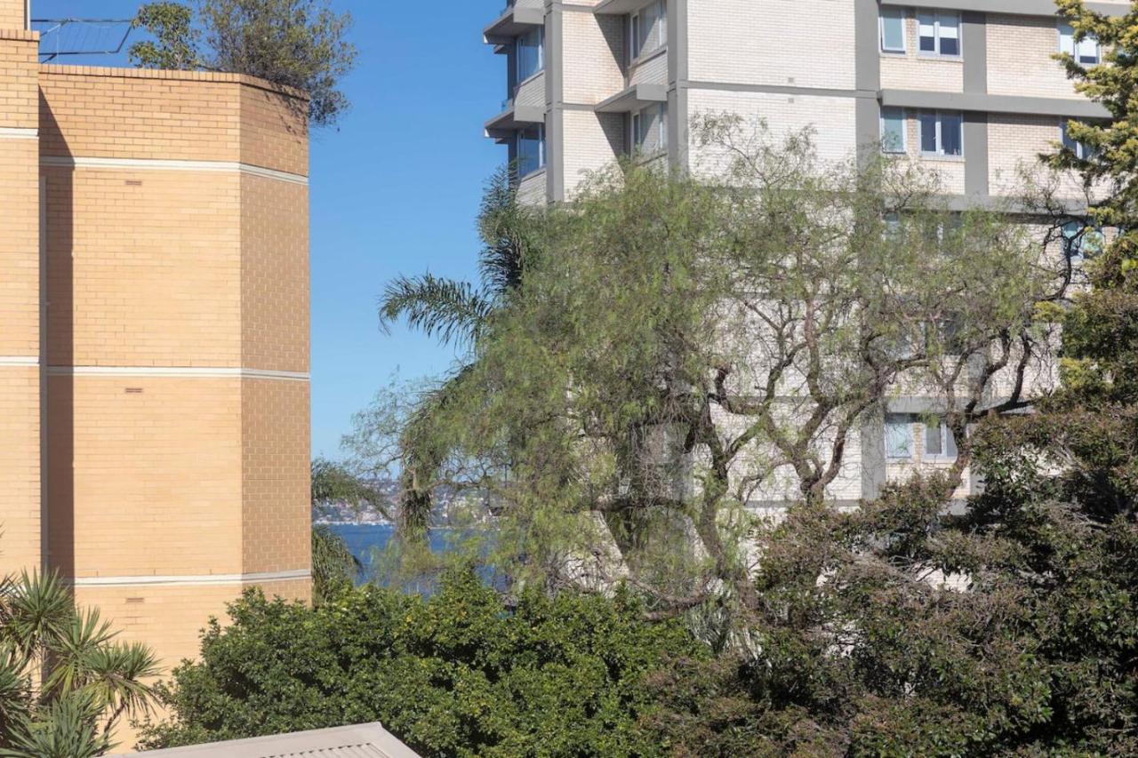Executive Serviced north Sydney City pad - B&B Sydney