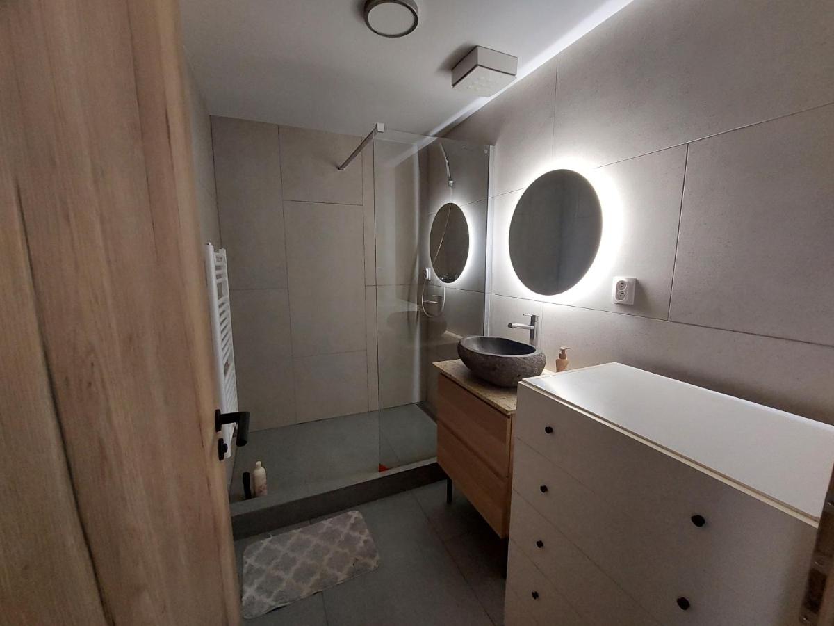 New apartment next to old town - B&B Košice