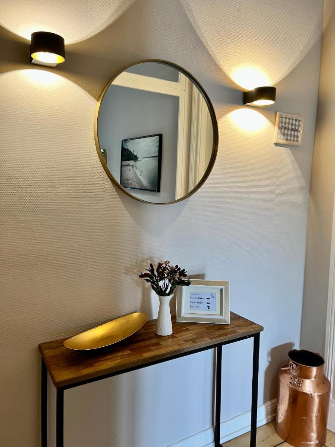 Studio Apartment with Lake View "Oma's Stube"