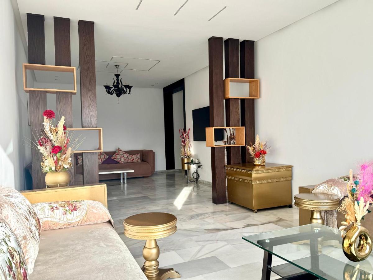 Luxueux appartement centre ville wifi 200 Mo - B&B