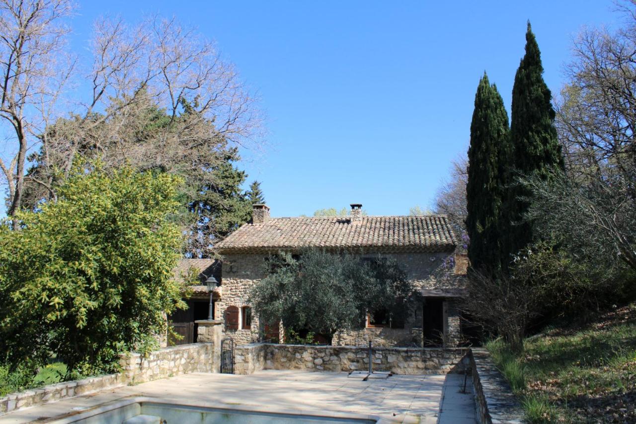 Mas provencal traditionnel - Chambres d’hôtes Séguret