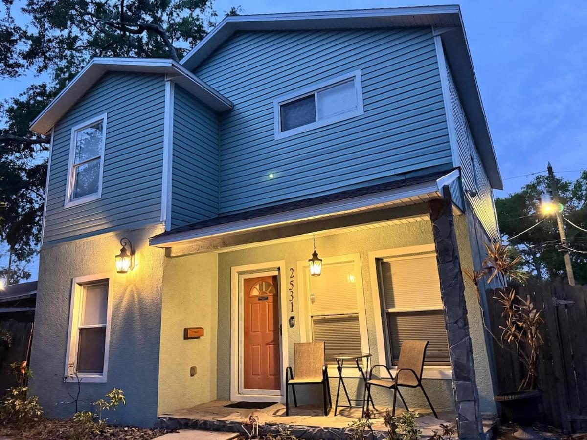 St Pete Oasis - Near Downtown - B&B