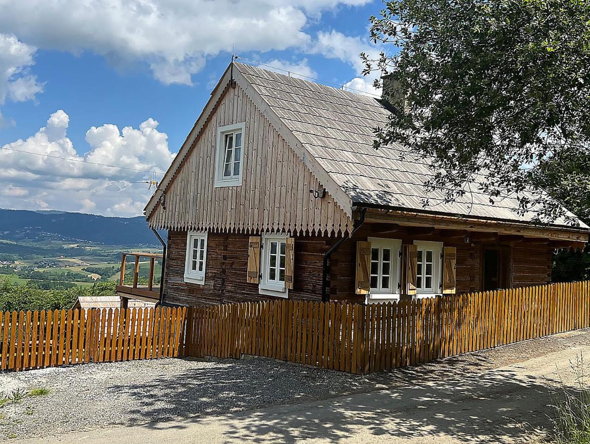 120 letnia Chata w Górach z jacuzzi i sauną - B&B