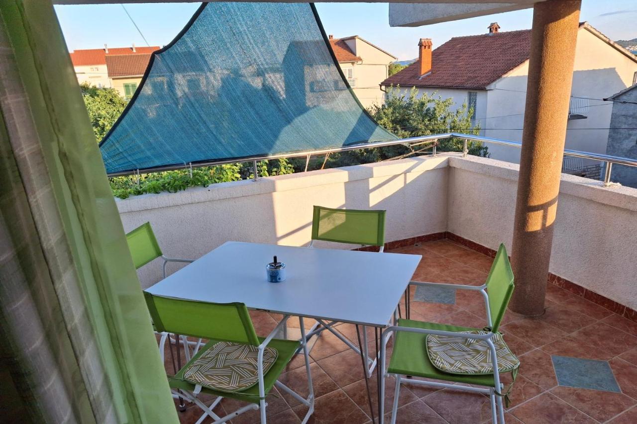 Apartments with parking space Sveti Filip i Jakov, Biograd - 24057 - Chambres d'hôtes Sveti Filip i Jakov