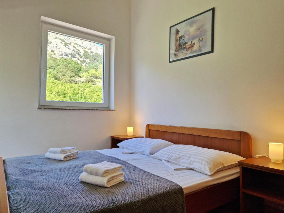 Appartamento con 1 Camera da Letto, Balcone e Vista Mare