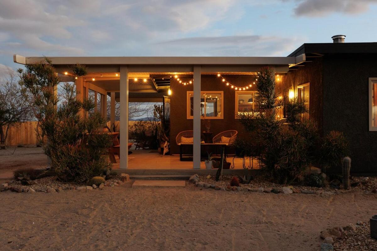 Moon Shadow Ranch Desert Medicine Retreat - B&B Twentynine Palms