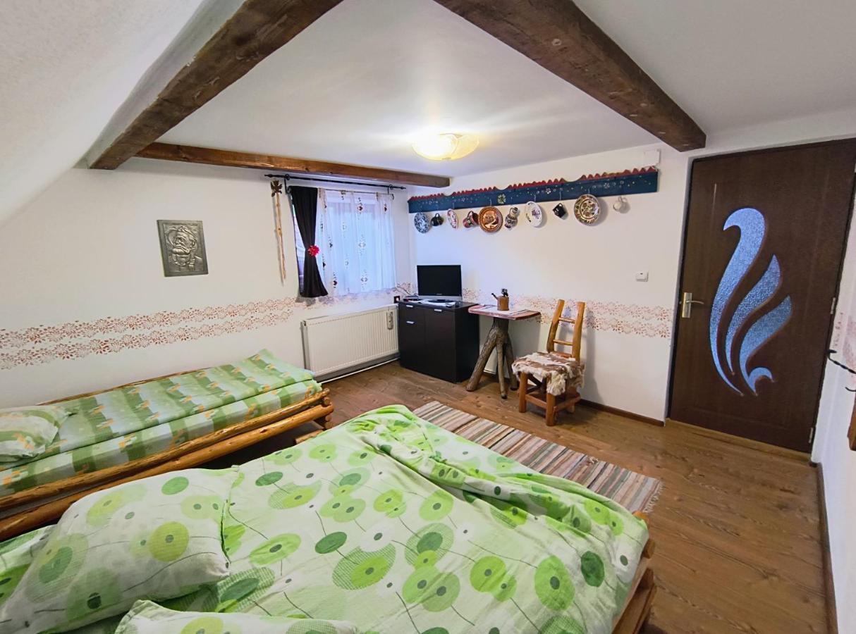 Dreibettzimmer