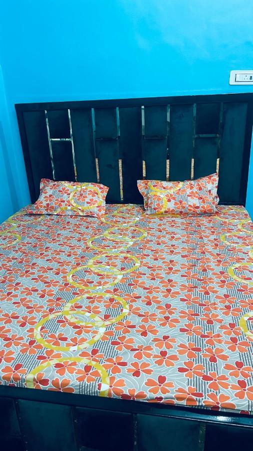 Deluxe Room (2 Adults + 1 Child)