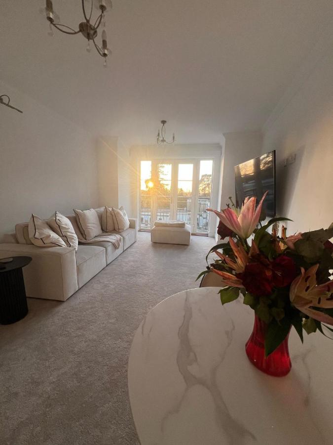 No 48 Modern & Elegant 1 Bed - Spotless Southampton Stay - Free Parking - B&B Southampton