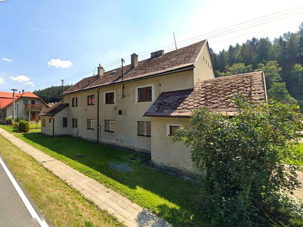 Apartmán na třicítce - Ferienwohnung Jindřichov