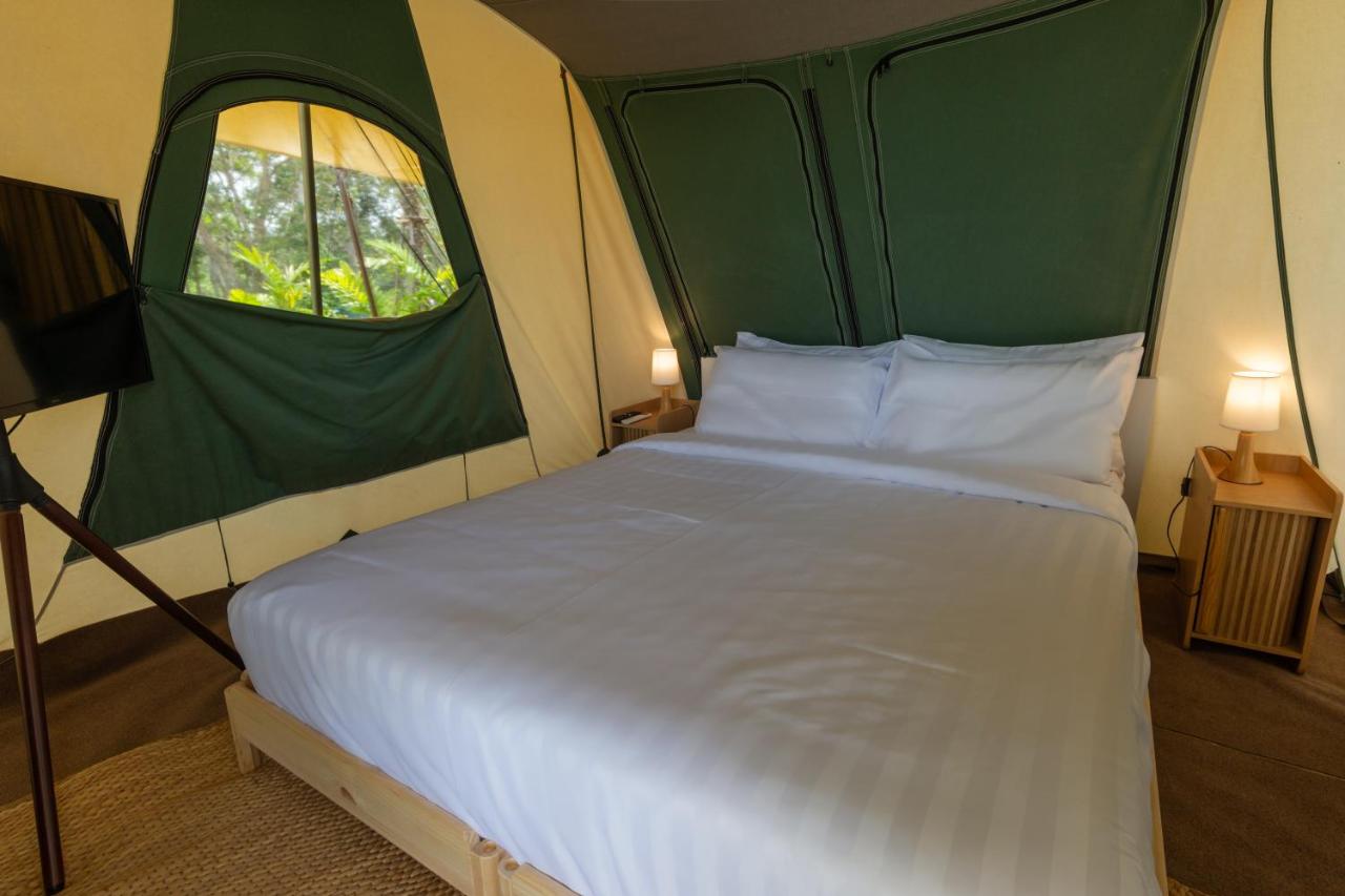 Glamping Base