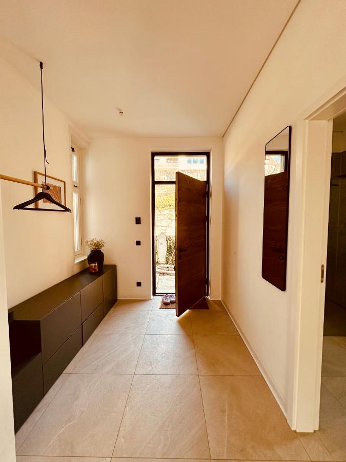 luxuriöse Altbau Wohnung in Denkmal-Villa - Chambres d’hôtes