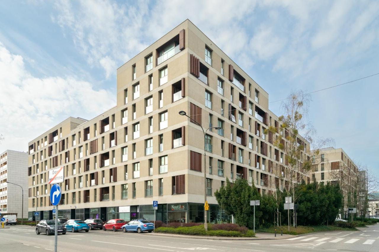 Chic Apartments - One Bedroom Apartment - City Center - Kolejowa - B&B