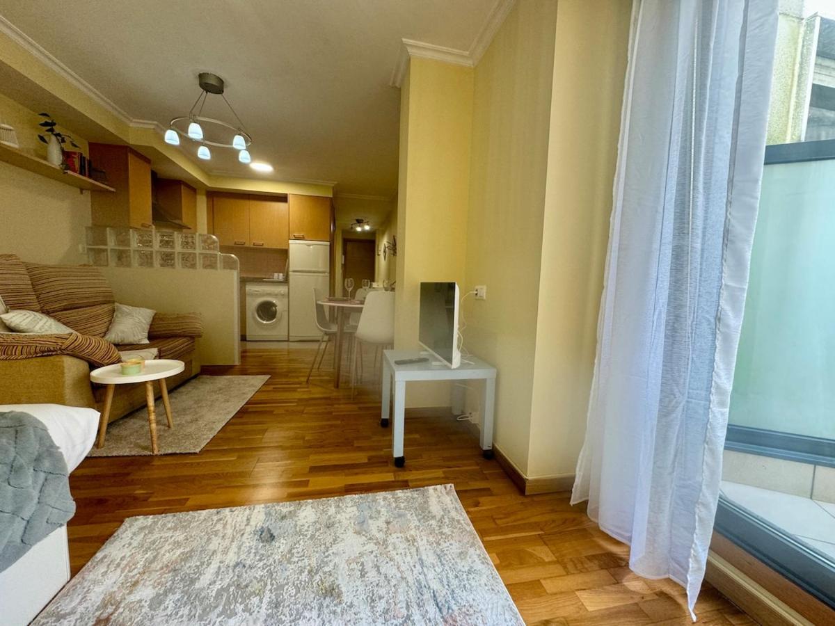 Apt Centro con Terracita Rua Cuba ツ Rias Baixas Rentals - Ferienwohnung