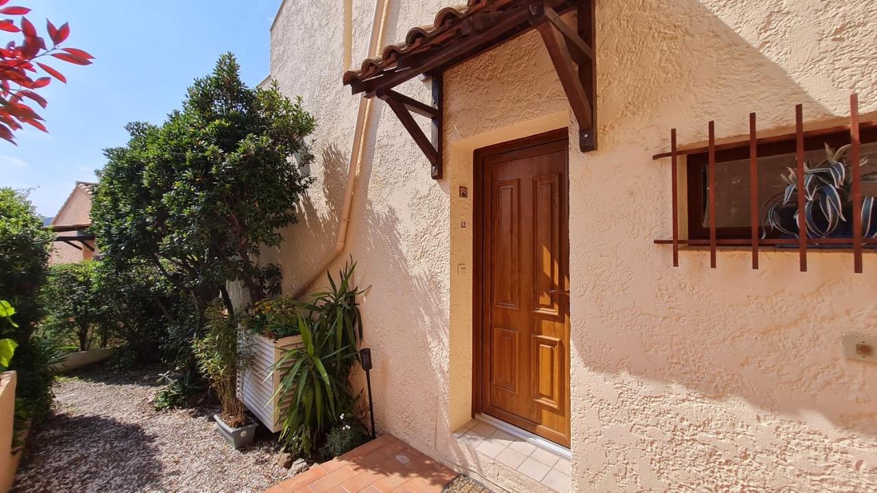 Bel appartement rénové au calme, avec terrasse aperçu mer et piscine - B&B La Croix-Valmer