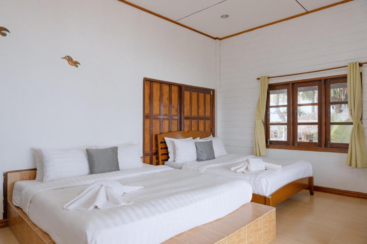 Habitación Doble Deluxe con balcón y vistas al mar